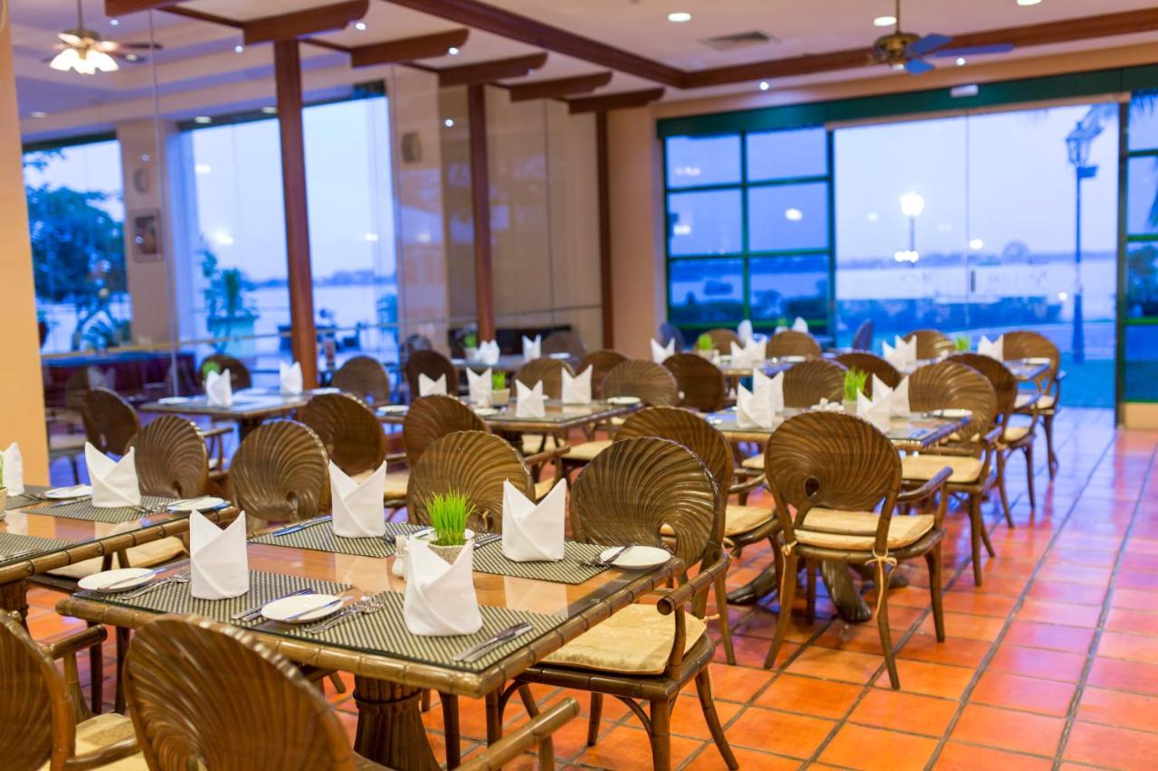 Himawari Hotel Apartments Пном Пен Екстериор снимка